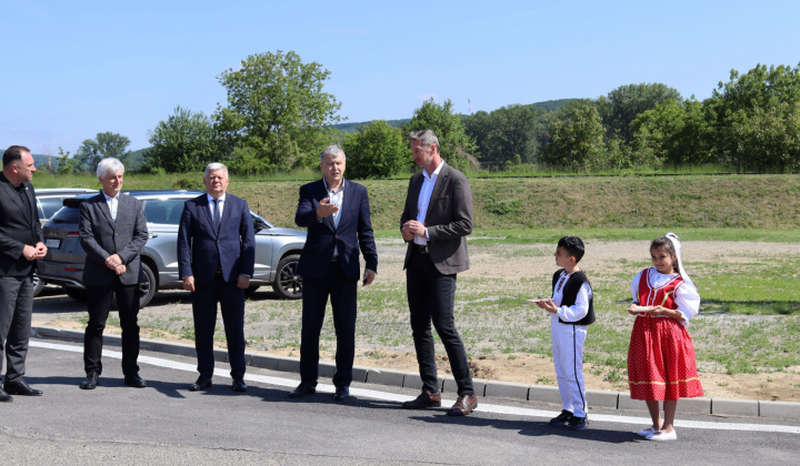 Zobraziť fotografiu