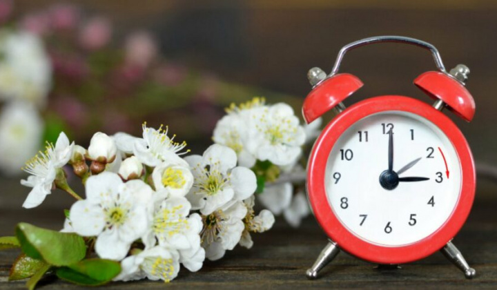 Fotka - Zmena zimného času na letný